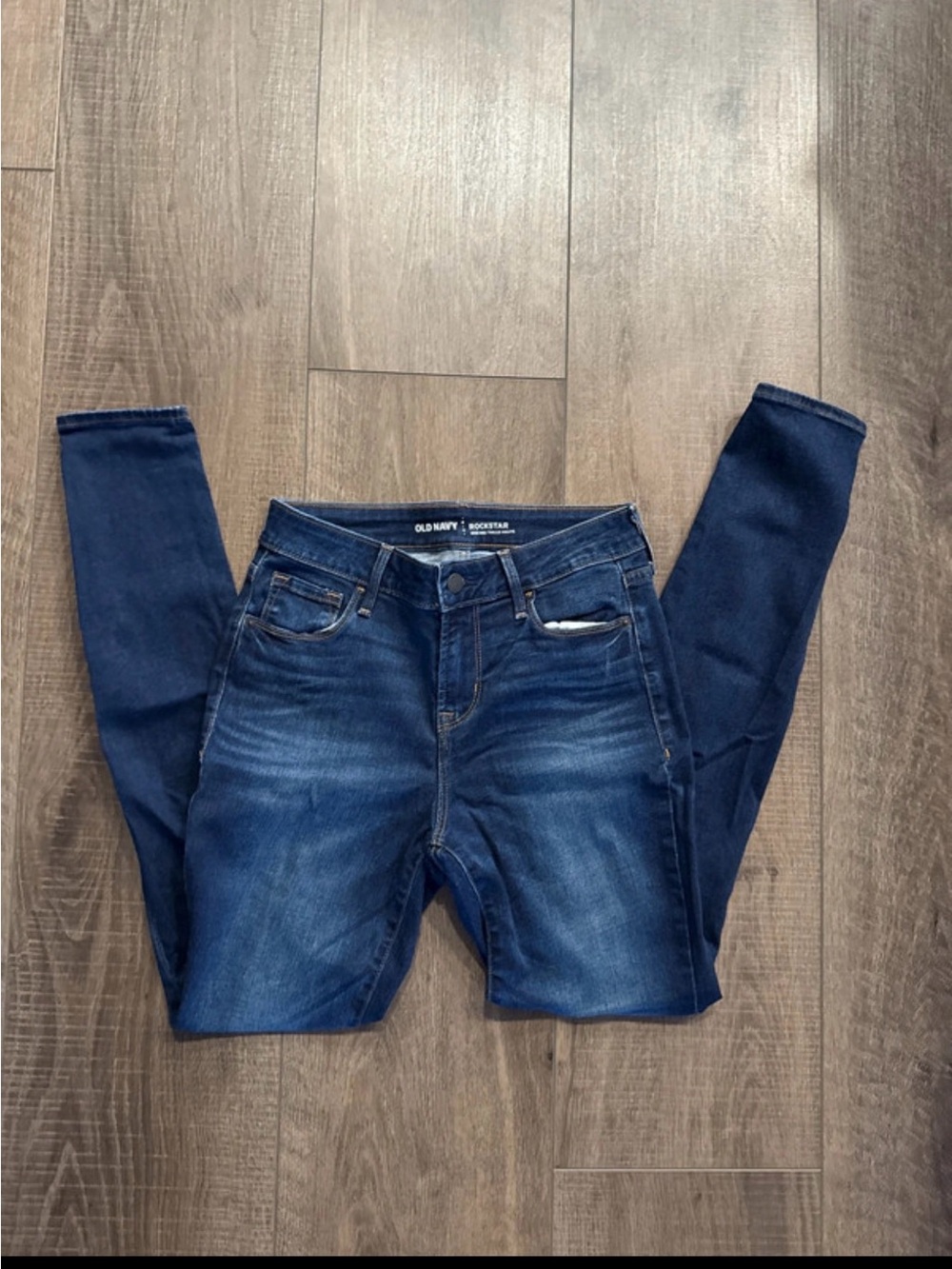 Old Navy Women's Skinny Jeans in Dark Indigo Wash
